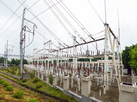 電力變電站高壓電塔