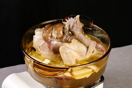 老雞燉甲魚裙邊