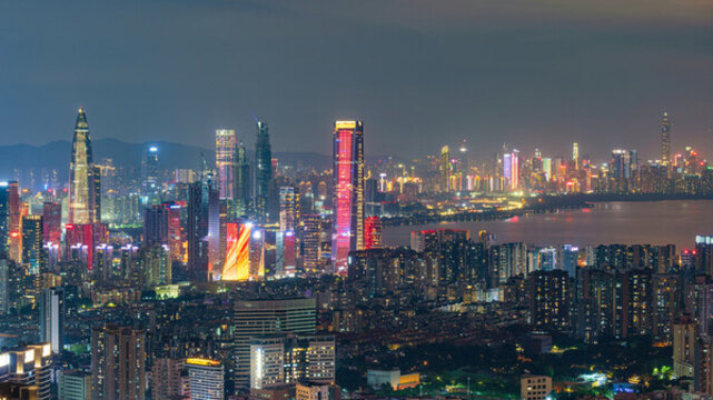 深圳南山公園俯瞰深圳城市夜景