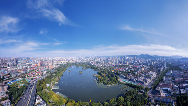 航拍泉城濟(jì)南大明湖全景
