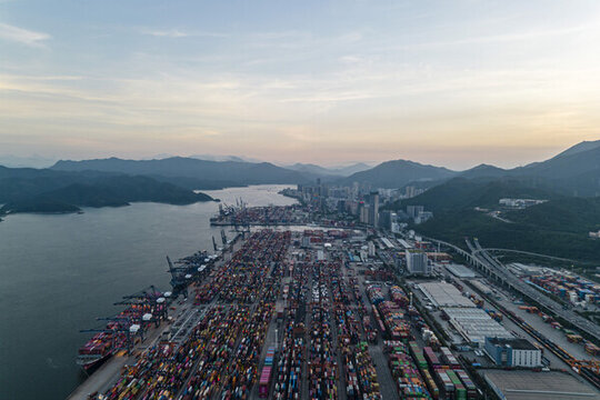 深圳鹽田港口碼頭景觀