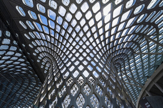 深圳春巢體育館建筑景觀