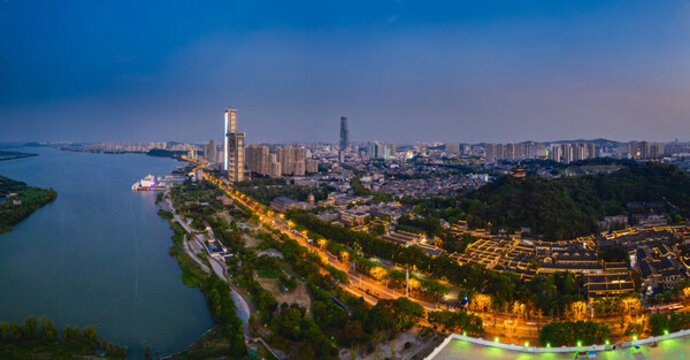鎮(zhèn)江西津渡航拍夜景