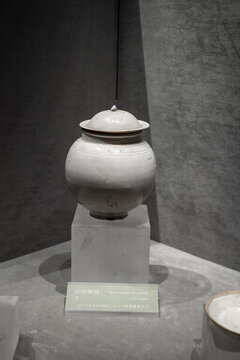 山西大同市博物館內(nèi)中國(guó)歷史文物