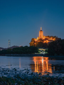 鎮(zhèn)江金山寺夜景
