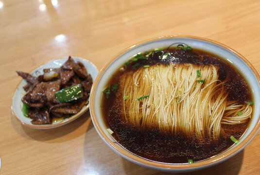 陽(yáng)春面