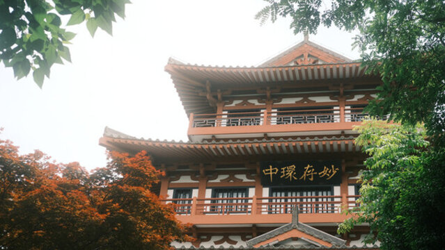 古色古香的中國(guó)傳統(tǒng)建筑