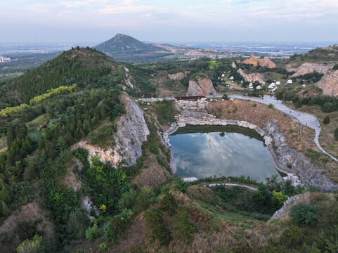 九頂山
