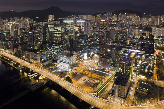 香港觀塘商貿(mào)區(qū)航拍城市風(fēng)光夜景