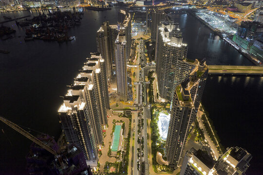 香港啟德跑道區(qū)海灣半島航拍夜景