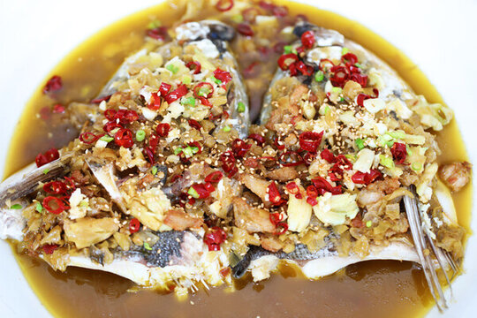 剁椒魚頭