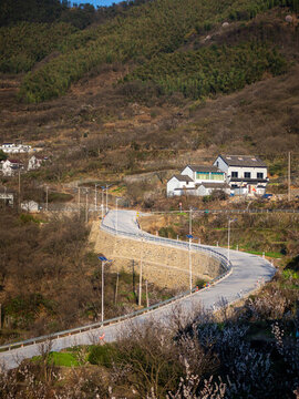 山村
