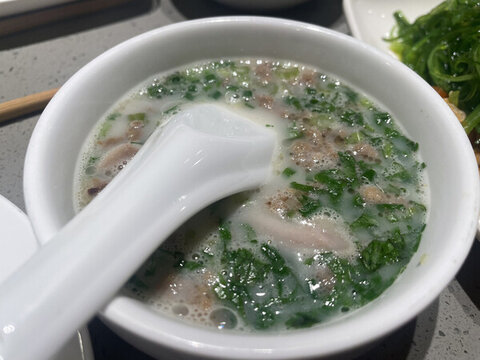 豬肚芹菜湯