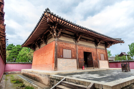 山西忻州五臺縣南禪寺大殿