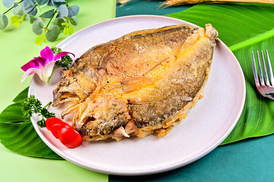 香煎黃花魚(yú)