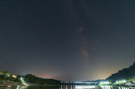 三匯古鎮(zhèn)星空夜景