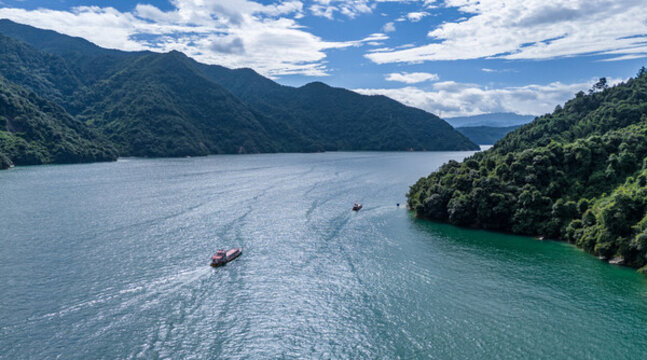 東江湖游船