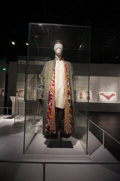 深圳19世紀(jì)歐亞民族服裝展覽