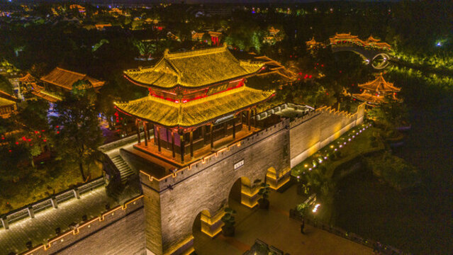 臺兒莊古城夜景