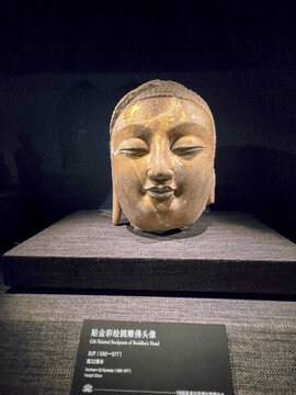博物館貼金彩繪圓雕佛頭像