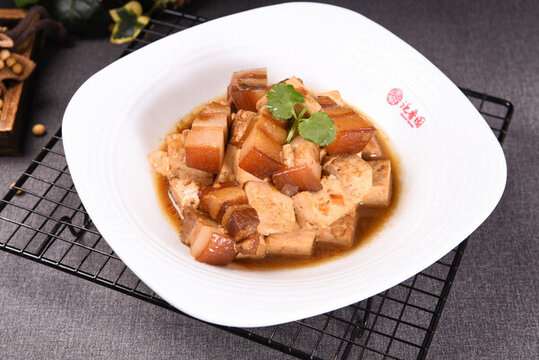 紅燜肉燒豆腐