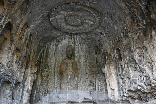 洛陽(yáng)龍門(mén)石窟佛像
