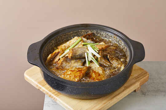 紅燒帶魚(yú)