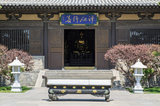 山西大同古城華嚴寺藥師殿