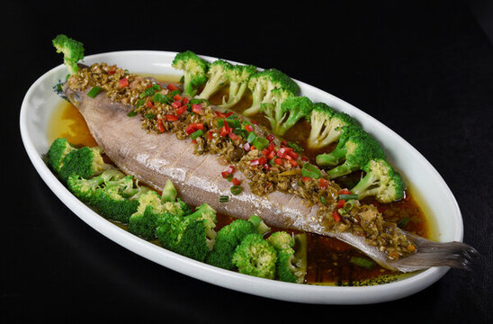 清蒸黃魚清蒸鱸魚
