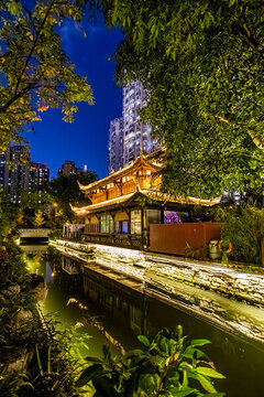 鐵像寺水街