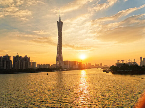 廣州塔與夕陽