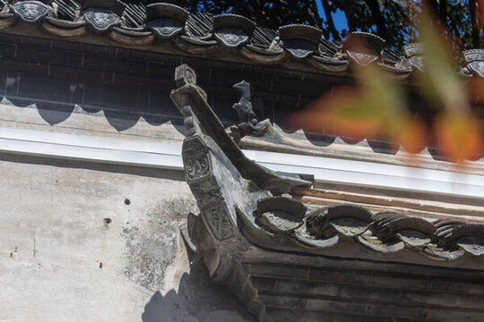 中國(guó)傳統(tǒng)建筑屋檐雕刻