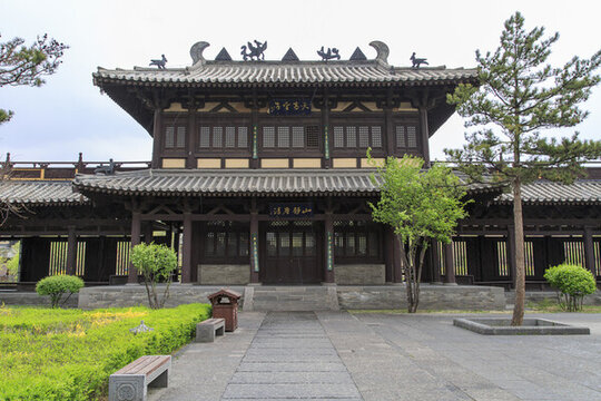 山西省大同市云岡石窟靈巖寺