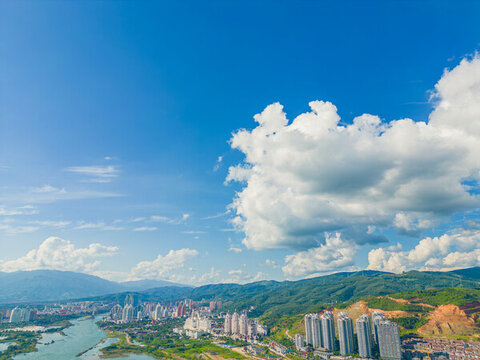 航拍西雙版納景洪市城市風(fēng)光