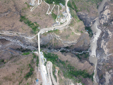 云南香格里拉虎跳峽航拍