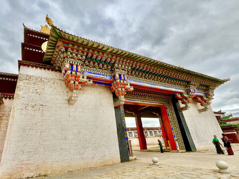 四川阿壩各莫寺