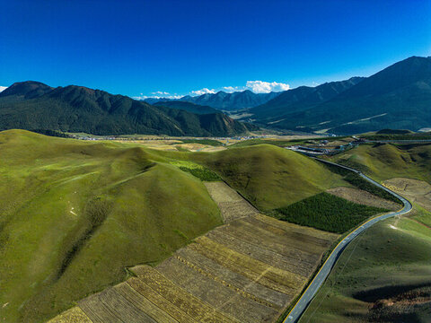 祁連卓爾山
