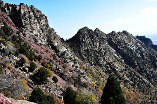 大青山峰