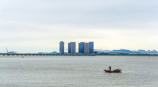 遠眺港珠澳大橋
