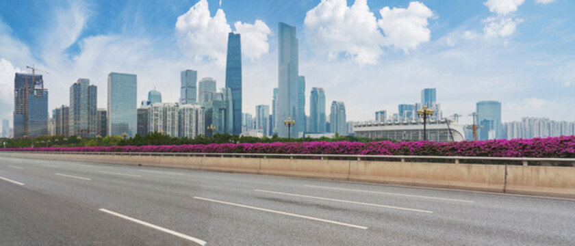 廣州城市建筑和公路和街景