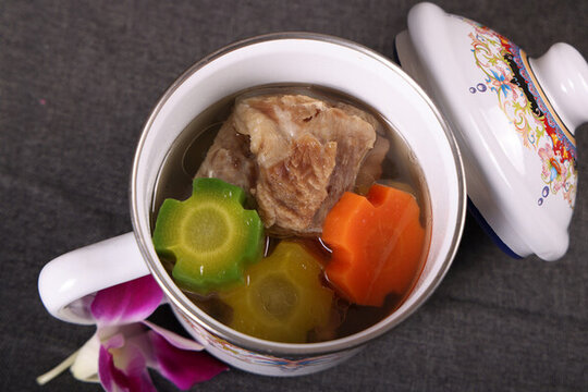 缸缸肉