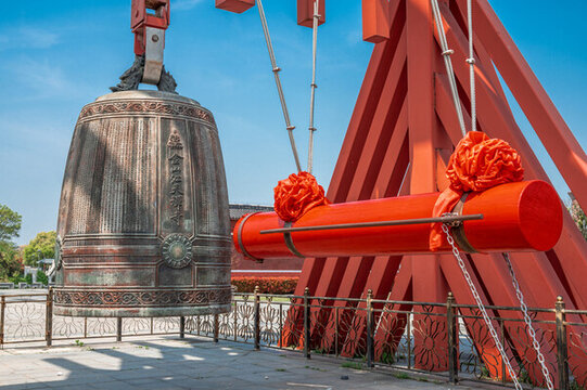 鎮(zhèn)江金山寺江天禪寺的大鐘