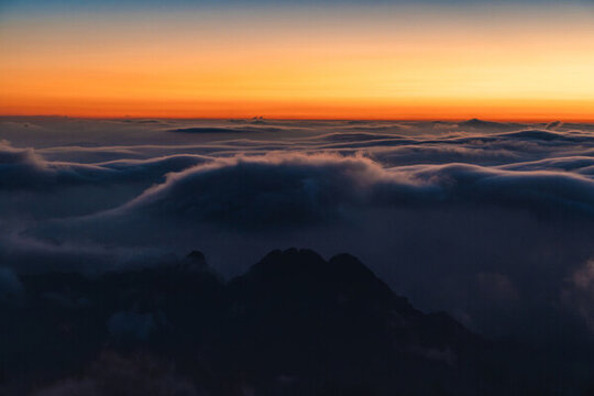 黃山晨曦云海