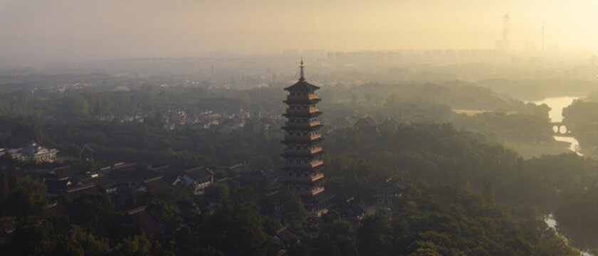 揚州瘦西湖大明寺航拍全景圖
