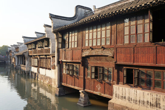 水鄉(xiāng)居民樓