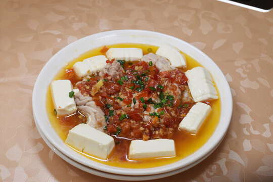 豆腐蒸豬腦花