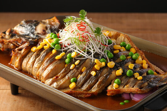 秘制烤魚(yú)