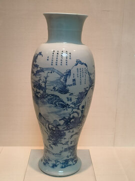 大都會藝術(shù)博物館藏瓷清康熙青花山水觀音尊