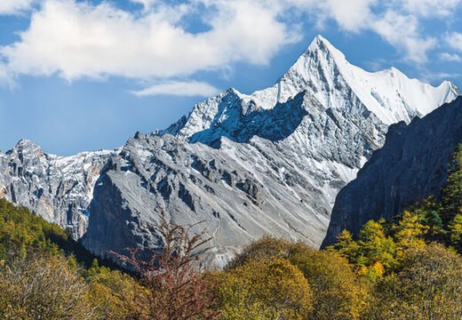 亞丁雪山