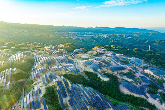高山綠色能源光伏發(fā)電站